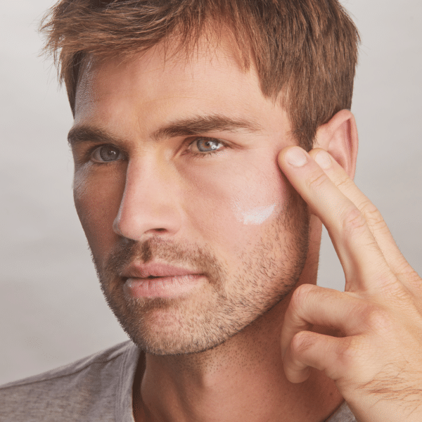 Total Protection® No-Show™ Mineral Sunscreen SPF 50 - Bilde 7